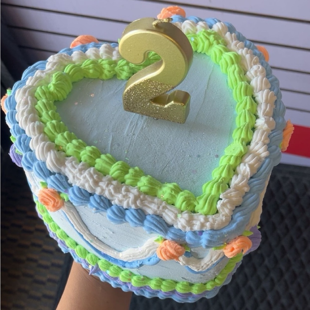 Heart-Shaped Fake Cake Box
